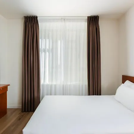 Sercotel Arrahona מלון 3*