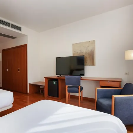 Sercotel Arrahona فندق ساباذيل