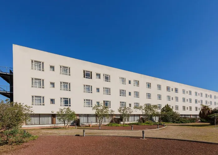 Sercotel Arrahona מלון 3*